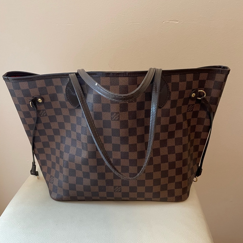 Louis Vuitton Neverfull MM